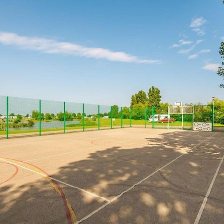 Grange Leisure Park Hotel Мейбълторп Екстериор снимка